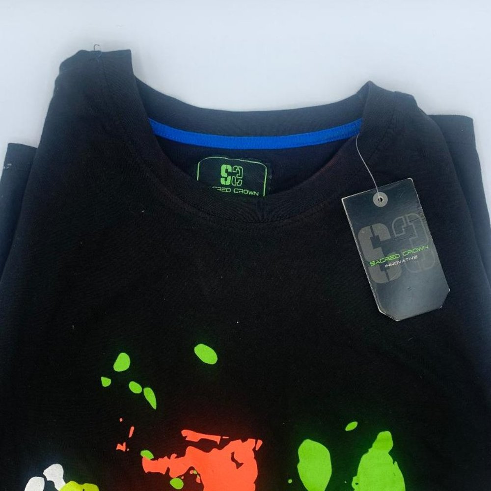 Sacred crown T-shirt size medium Black with design of paint - Picture 3 of 3